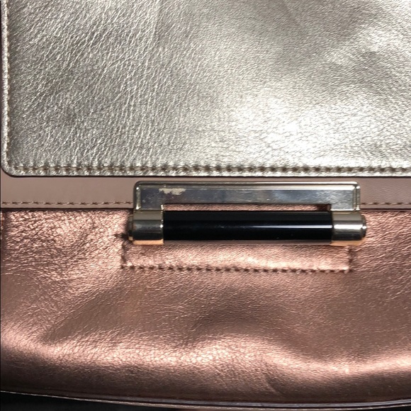 Dvf shoulder bag , color is so IN - Picture 5 of 8